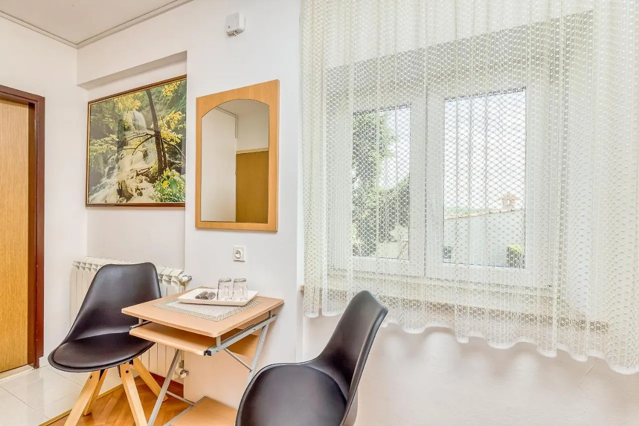 Matea Rooms Funtana Croatia