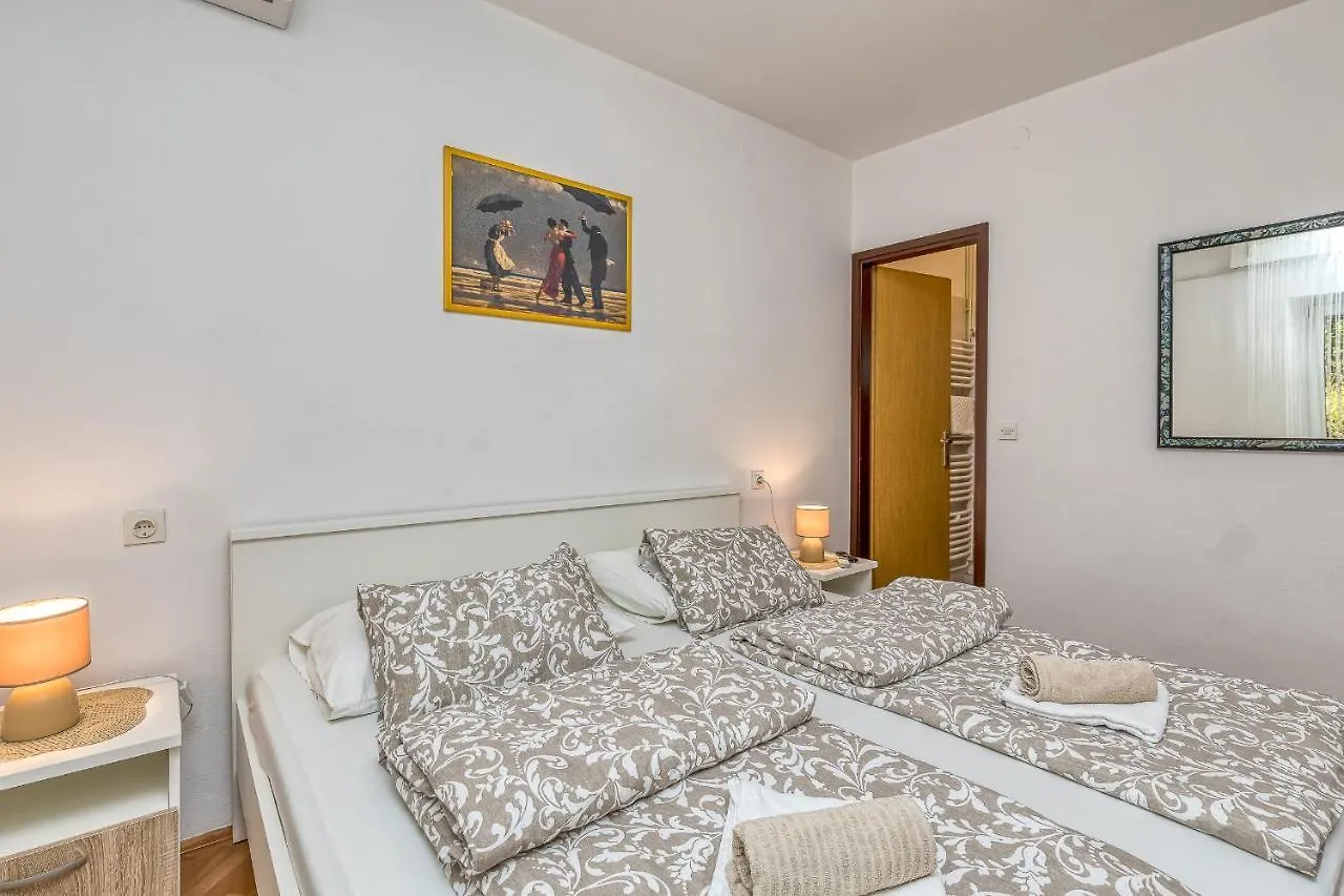 Matea Rooms Funtana Croatia