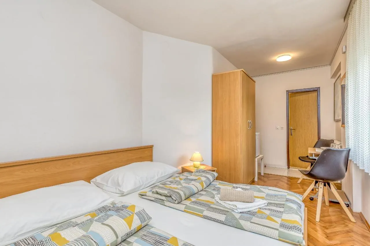 Matea Rooms Funtana