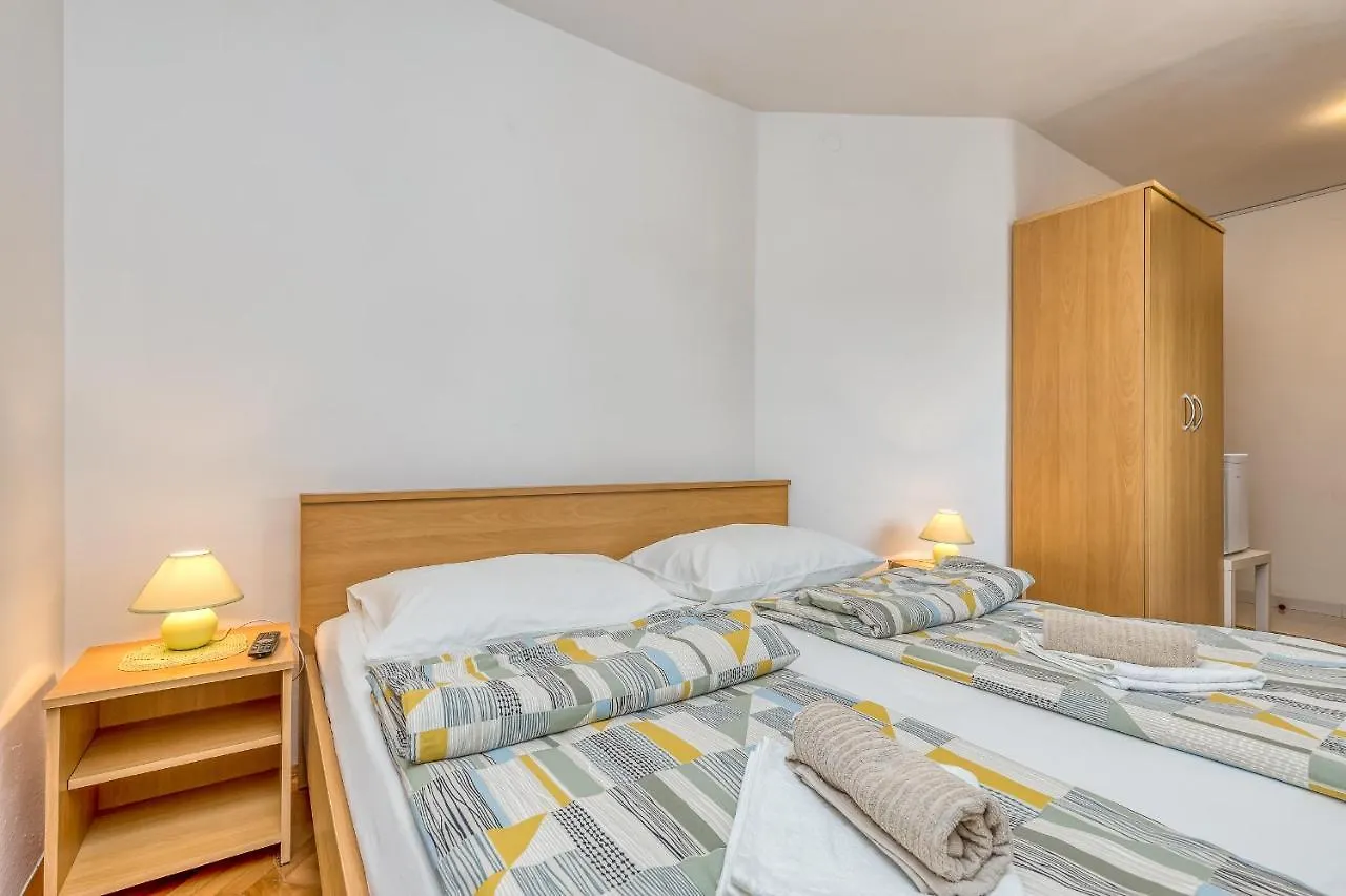 Guest house Matea Rooms Funtana Croatia